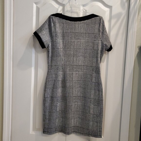 Stella & Julie Knee Length Dress Black & White ~  Size 12 - Picture 3 of 5